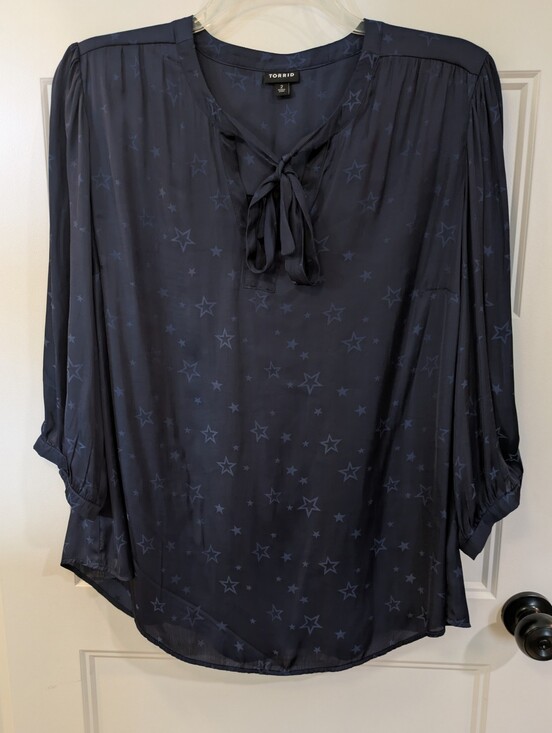 torrid Tops - Torrid Navy Star Print Tie Neck Blouse